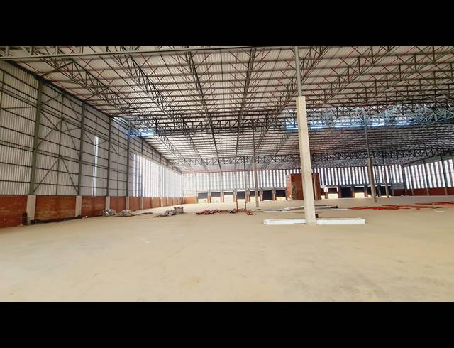 27,000M² WAREHOUSE TO LET IN NORTH RIDING